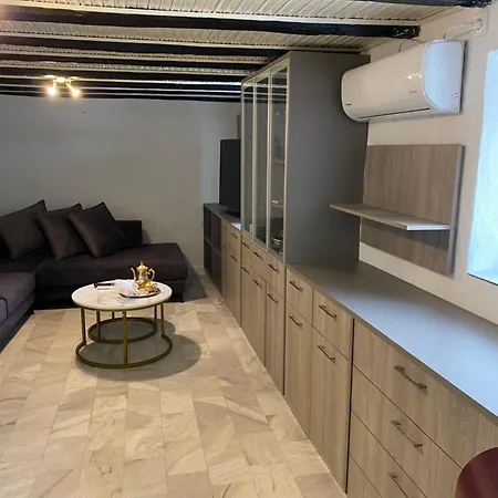 By Eftymia Apartmán Nea Roda