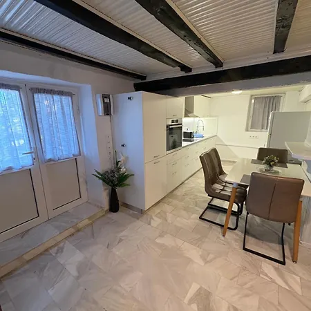 By Eftymia Appartamento