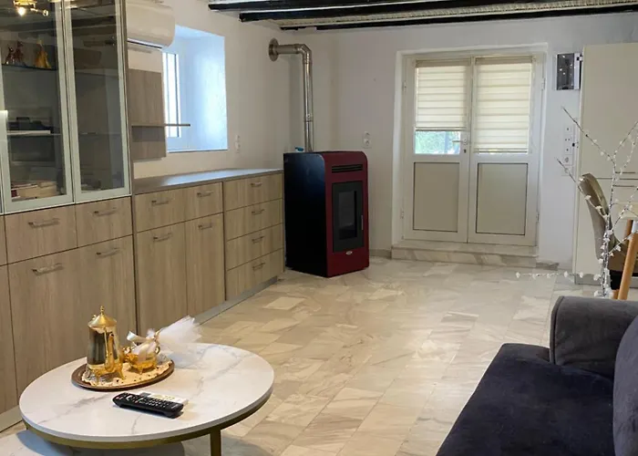 By Eftymia Apartamento *